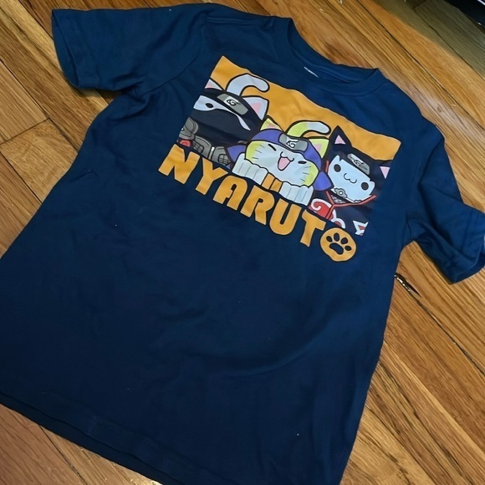 Kids cat Nyruto / Naruto t shirt EUC size S.
